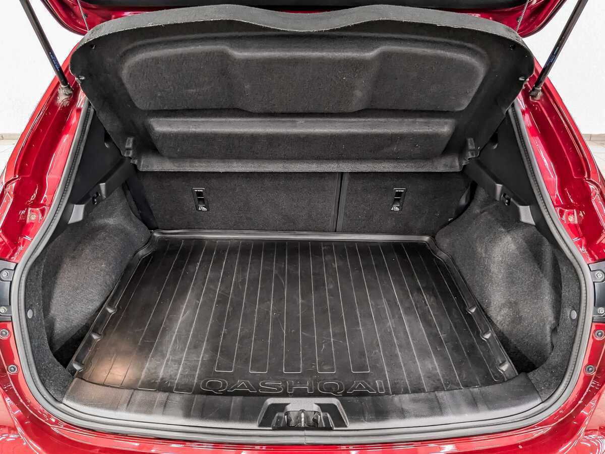 Б/У Ниссан Кашкай 2018 года. Фото: #9