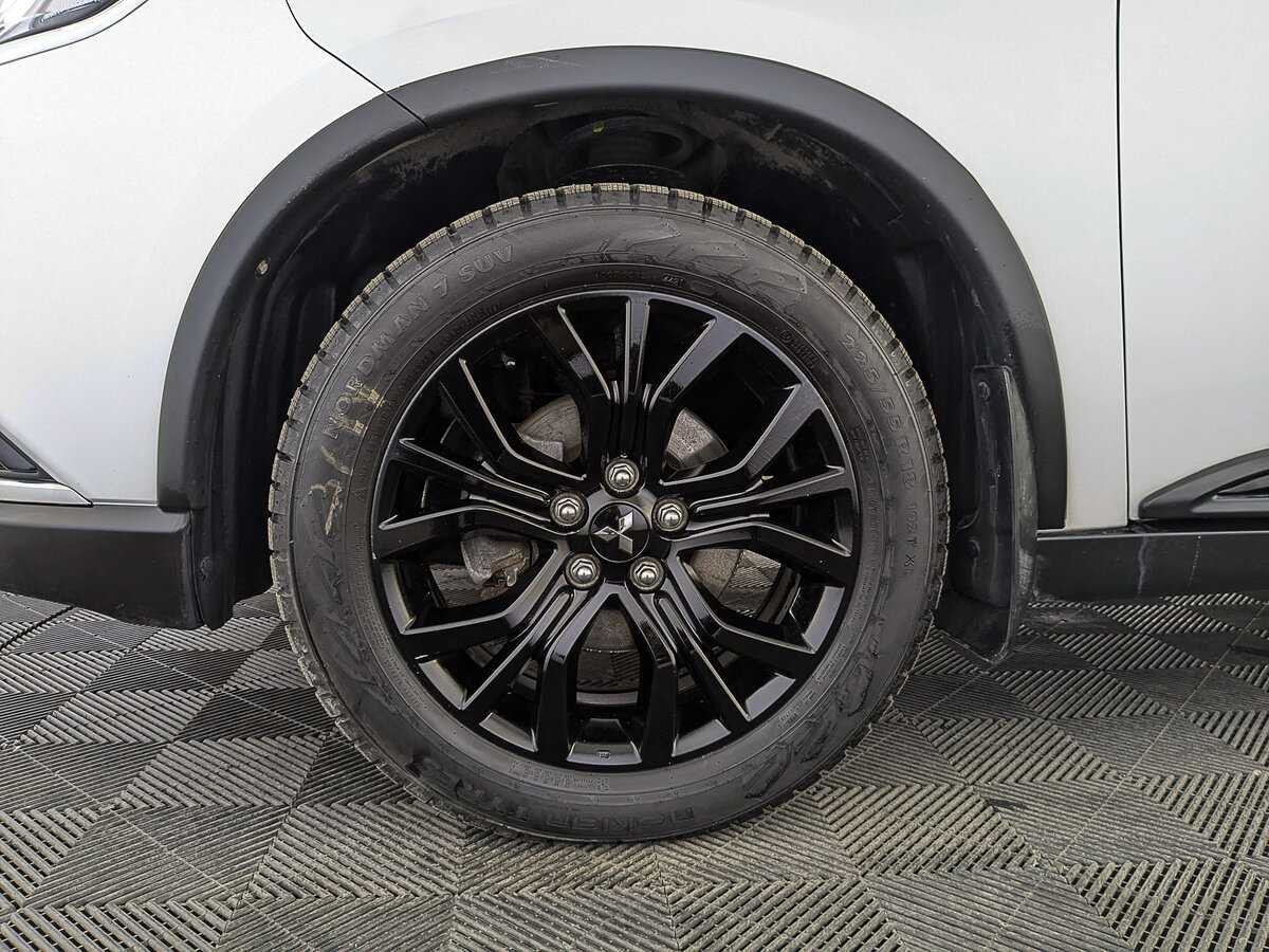 Mitsubishi Outlander 2022 года с пробегом. Фото: #11