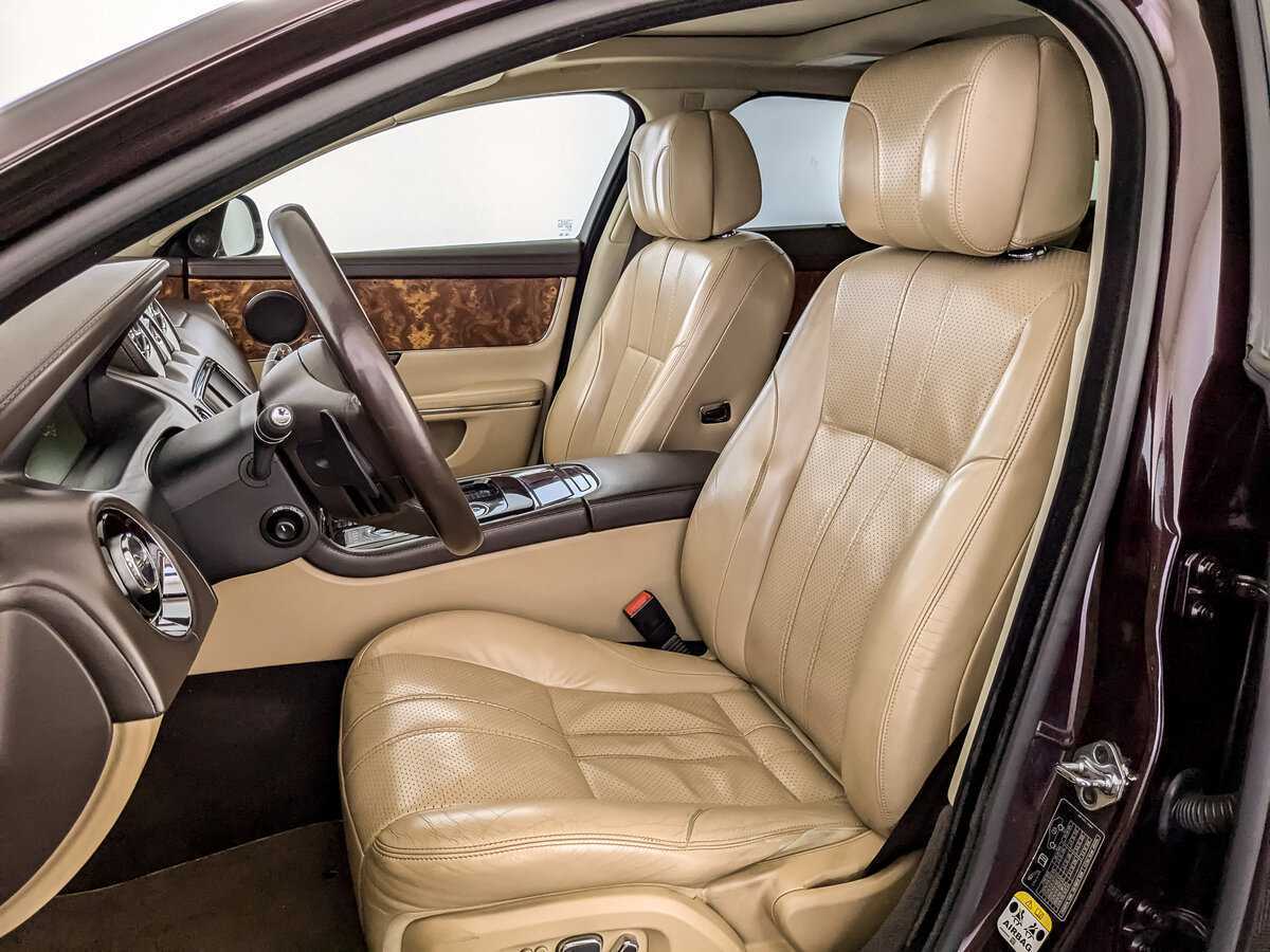 Jaguar XJ 2012 года с пробегом. Фото: #17