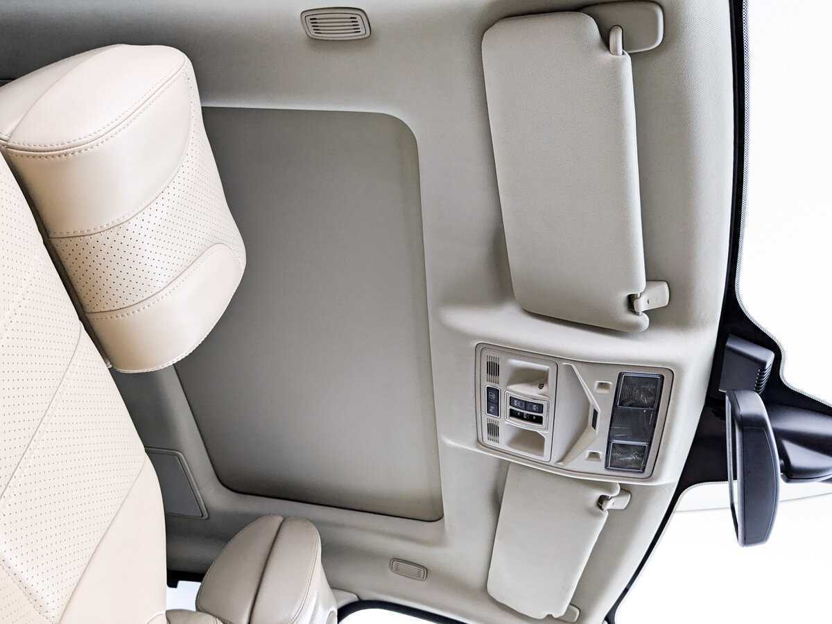 Jaguar XJ 2012 года с пробегом. Фото: #20