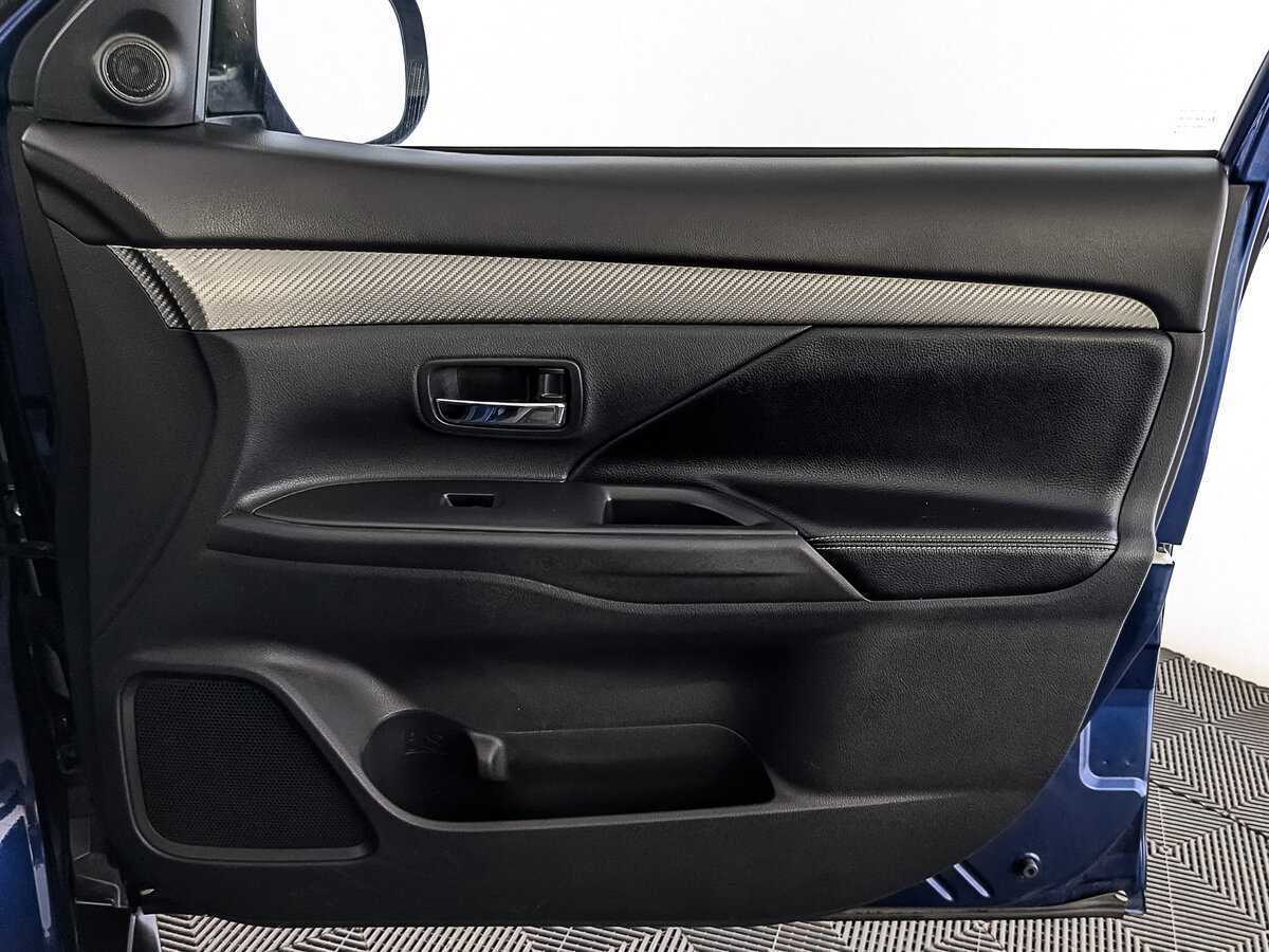 Mitsubishi Outlander 2014 года с пробегом. Фото: #23