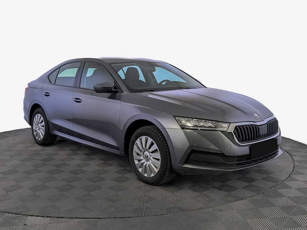 Skoda Octavia 2021 года с пробегом. Фото: #2