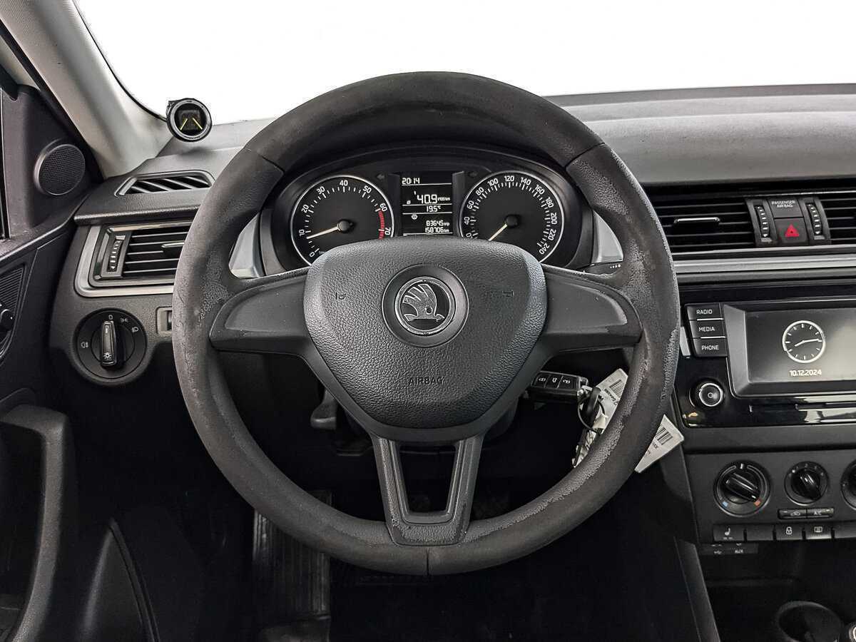 Б/У Шкода Рапид 2017 года. Фото: #20