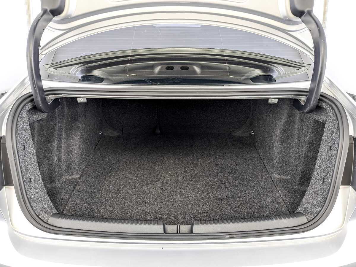 Б/У Фольксваген Джетта 2016 года. Фото: #9