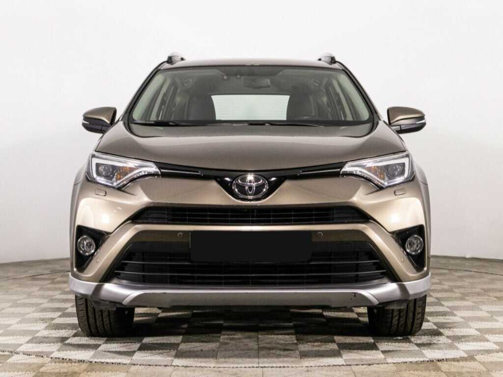 Toyota RAV4 2016 года с пробегом. Фото: #1