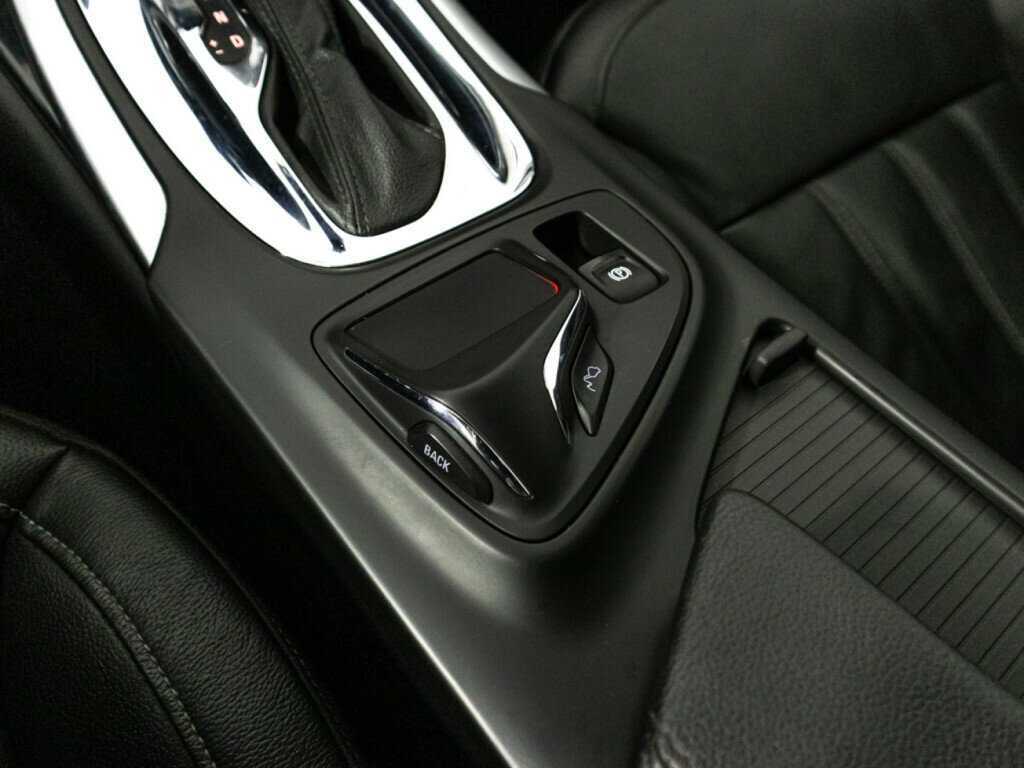 Opel Insignia 2014 года с пробегом. Фото: #18