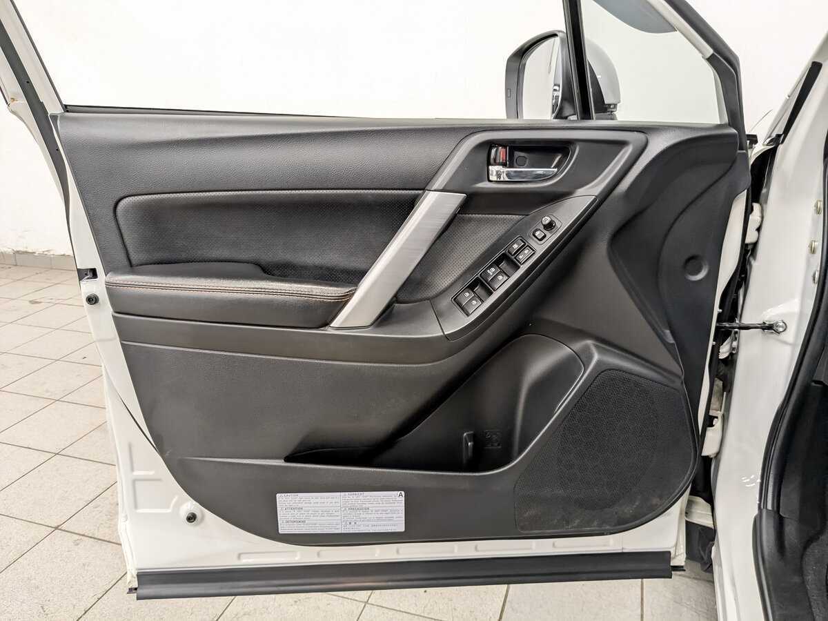 Subaru Forester 2015 года с пробегом. Фото: #16
