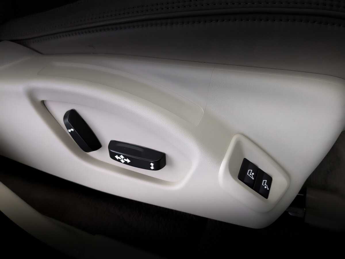 Volvo XC60 2013 года с пробегом. Фото: #22