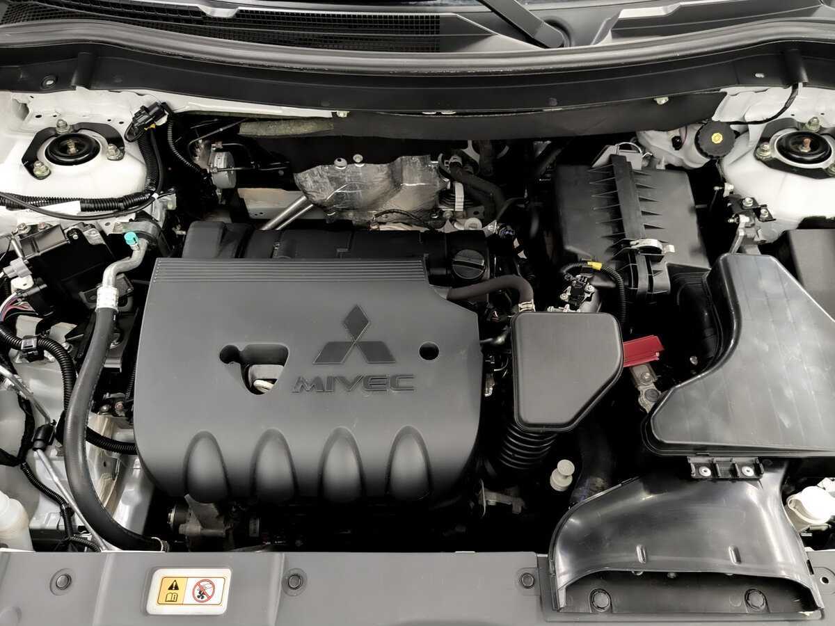 Mitsubishi Outlander 2022 года с пробегом. Фото: #8