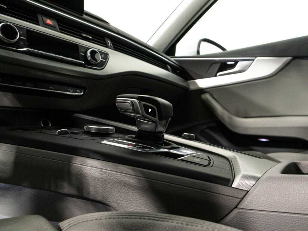 Audi A4 2015 года с пробегом. Фото: #18