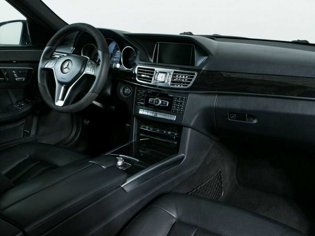 Mercedes-Benz E-Класс 2013 года с пробегом. Фото: #8