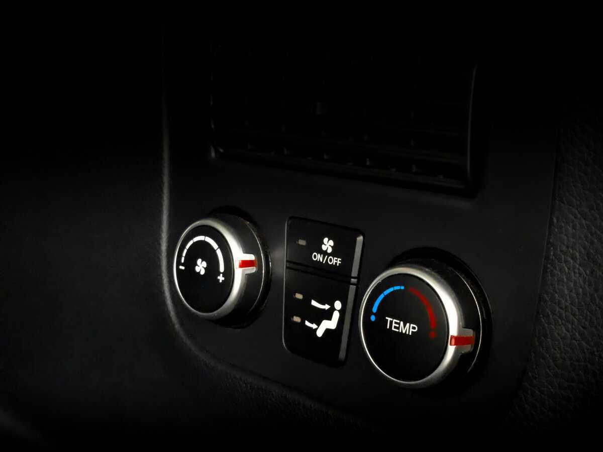 Б/У Хендай Санта Фе 2015 года. Фото: #24