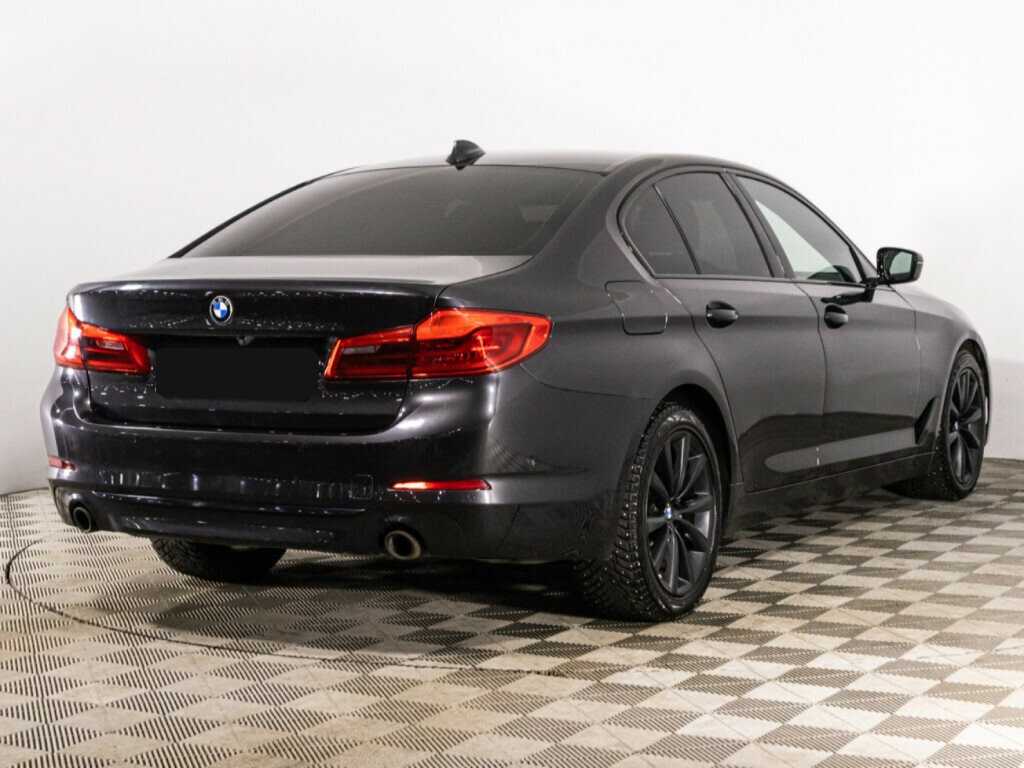 BMW 5 серии 2019 года с пробегом. Фото: #4