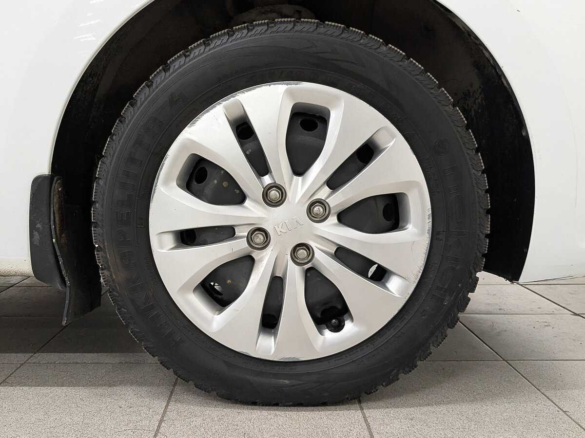 Б/У Киа Рио 2017 года. Фото: #11