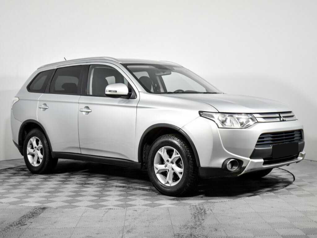 Mitsubishi Outlander 2014 года с пробегом. Фото: #2