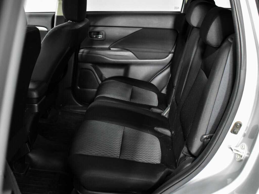Mitsubishi Outlander 2014 года с пробегом. Фото: #10
