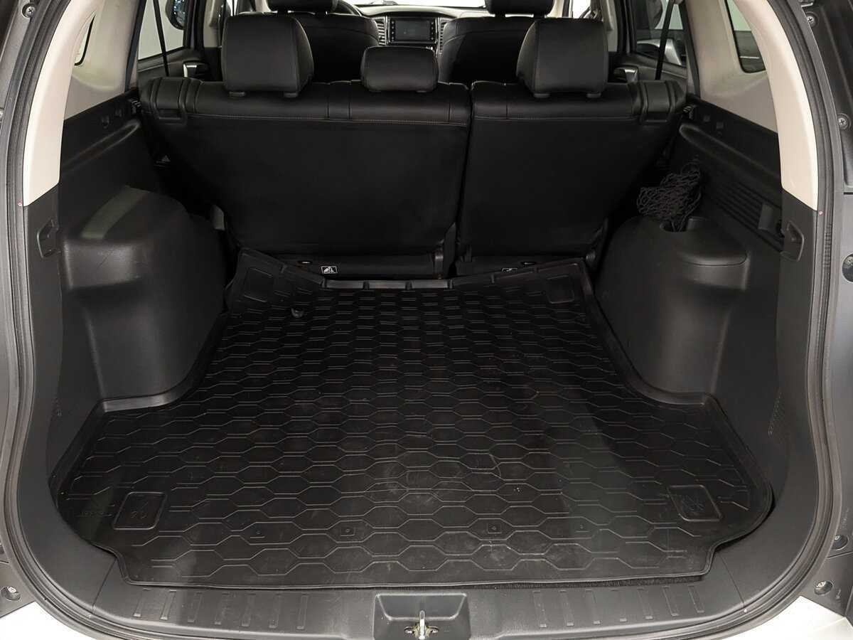 Mitsubishi Pajero Sport 2020 года с пробегом. Фото: #9