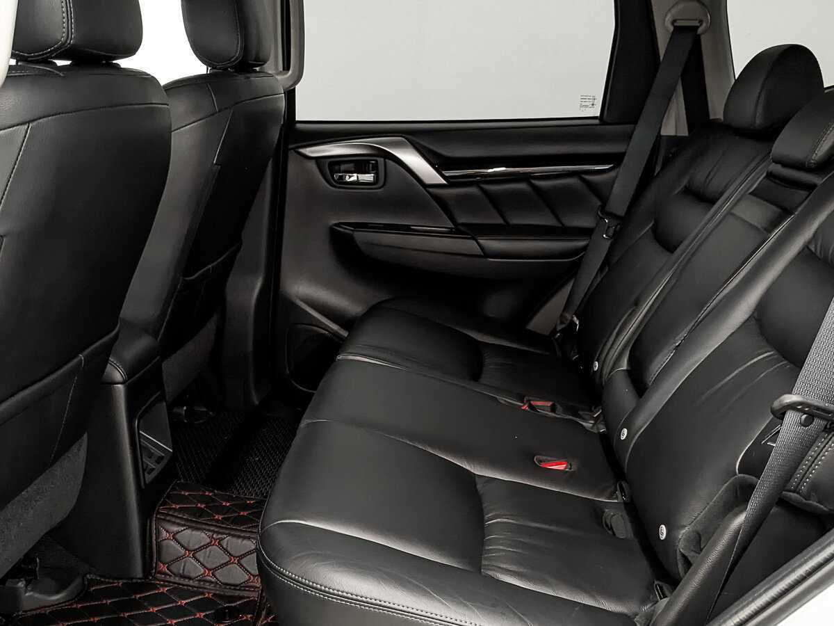 Mitsubishi Pajero Sport 2020 года с пробегом. Фото: #17