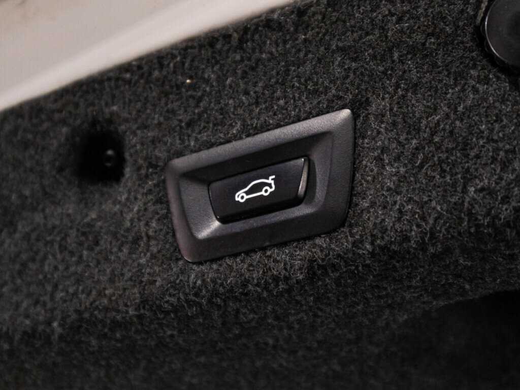 BMW 5 серии 2016 года с пробегом. Фото: #15