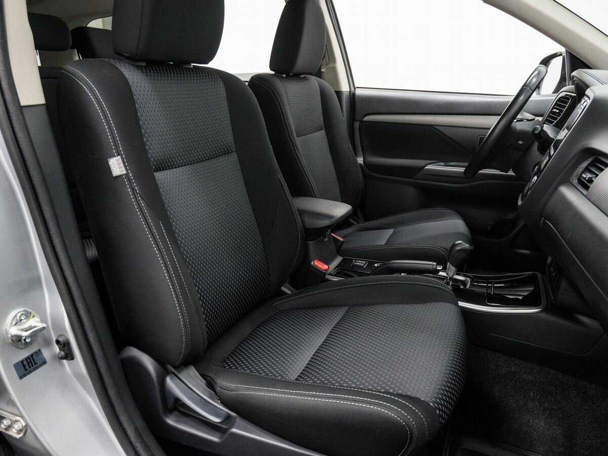 Mitsubishi Outlander 2018 года с пробегом. Фото: #8