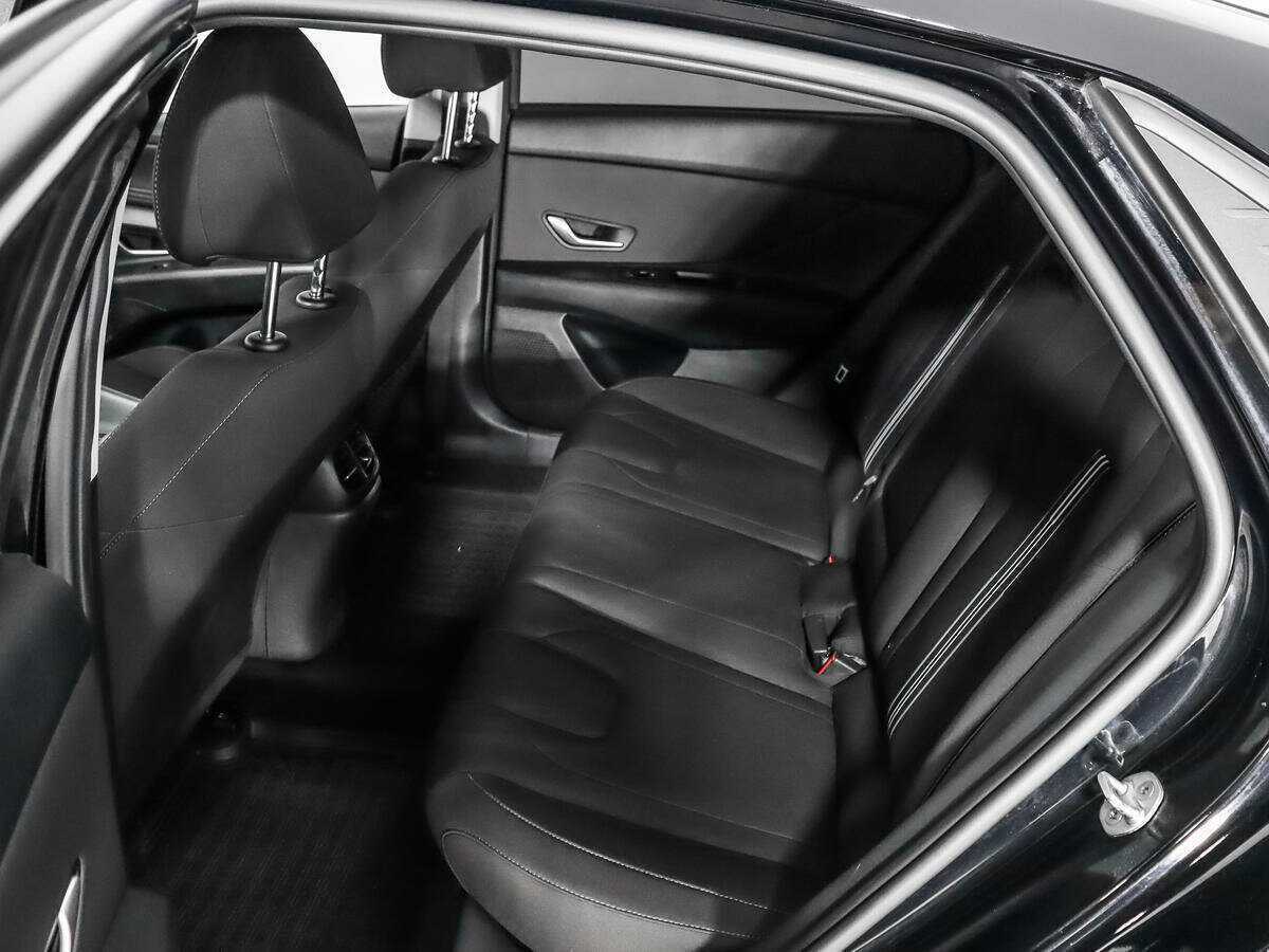 Б/У Хендай Елантра 2021 года. Фото: #12