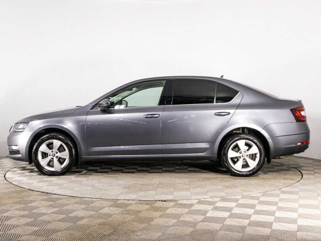 Б/У Шкода Октавия 2018 года. Фото: #7