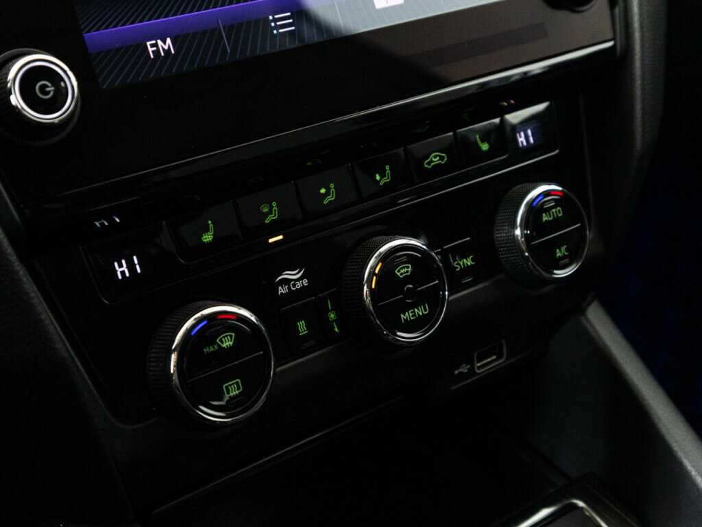 Б/У Шкода Октавия 2018 года. Фото: #14