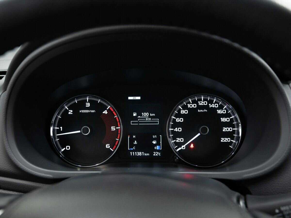 Mitsubishi Pajero Sport 2017 года с пробегом. Фото: #17