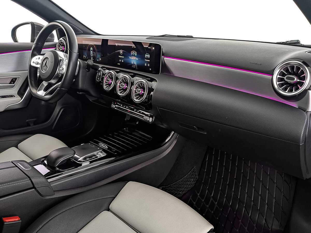Mercedes-Benz A-Класс 2019 года с пробегом. Фото: #12