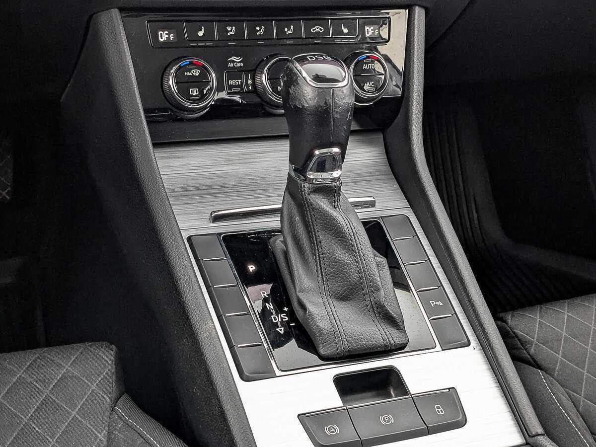 Skoda Superb 2021 года с пробегом. Фото: #22