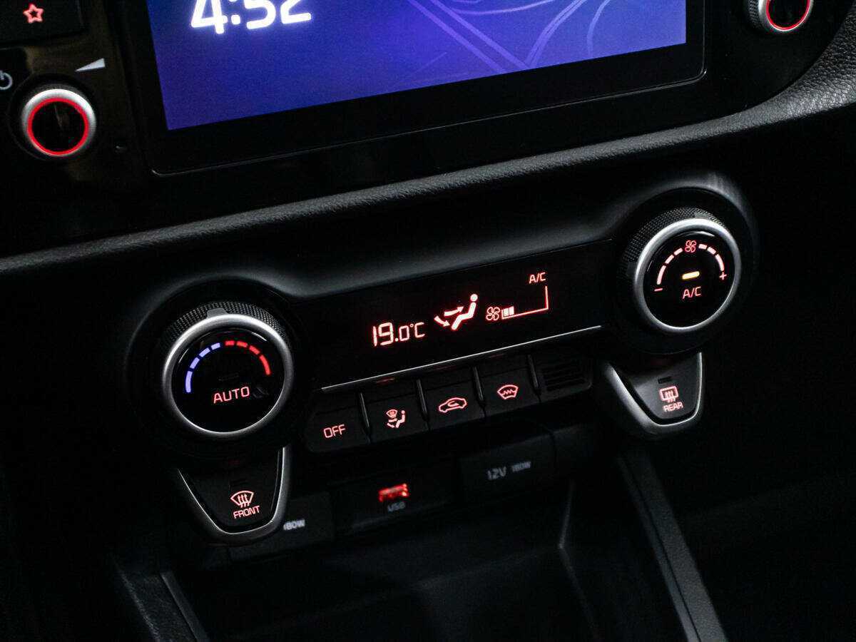 Б/У Киа Рио 2021 года. Фото: #17