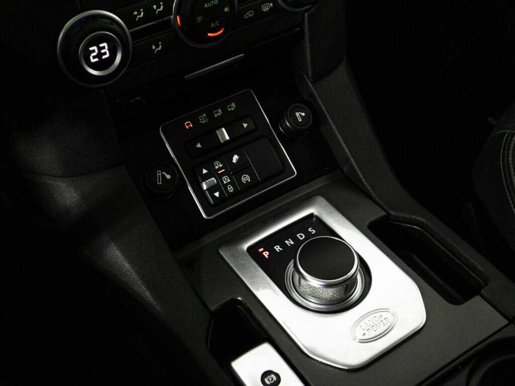 Land Rover Discovery 2016 года с пробегом. Фото: #15