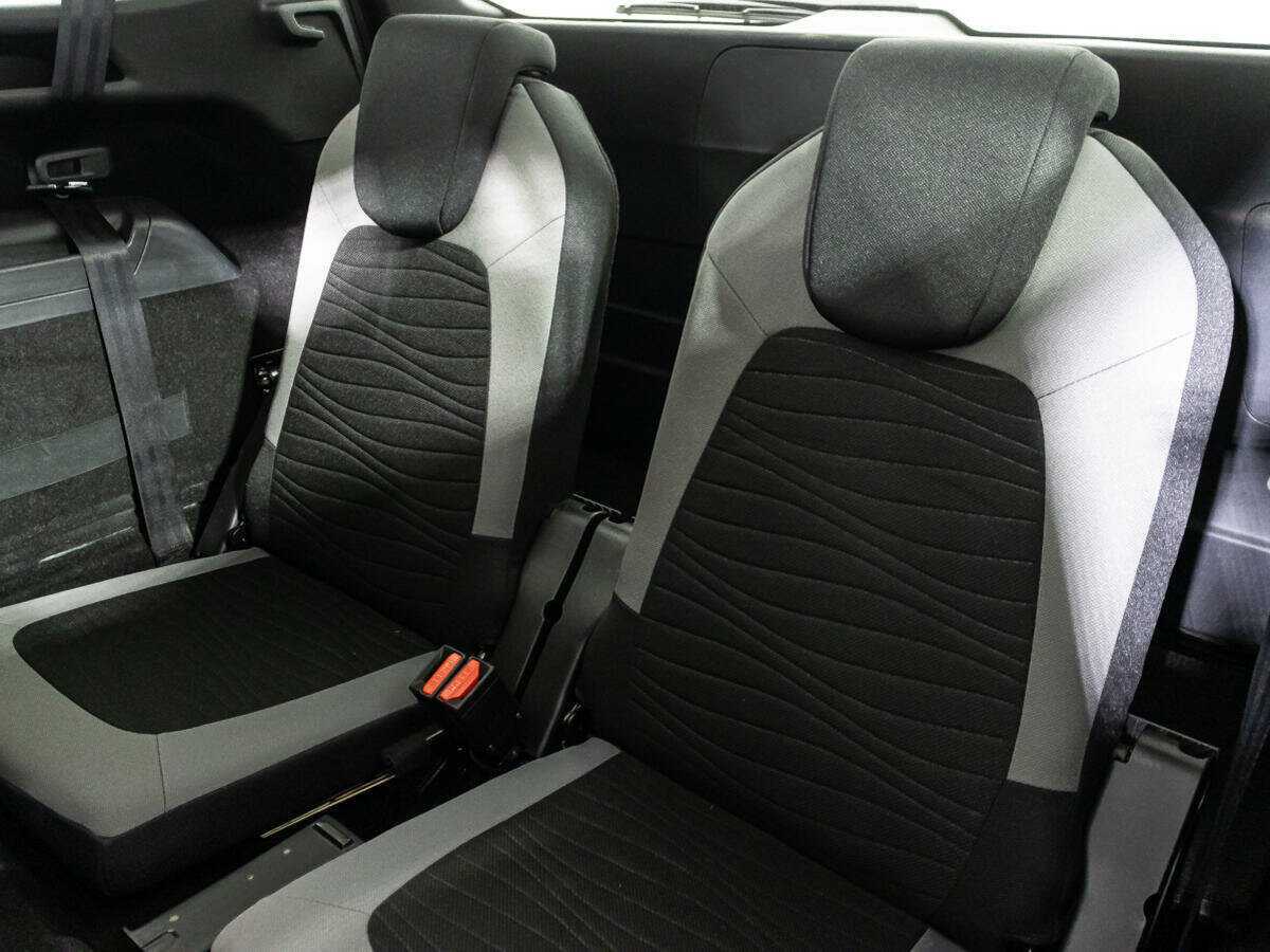 Б/У Ситроен Ц4 Пикассо 2015 года. Фото: #14