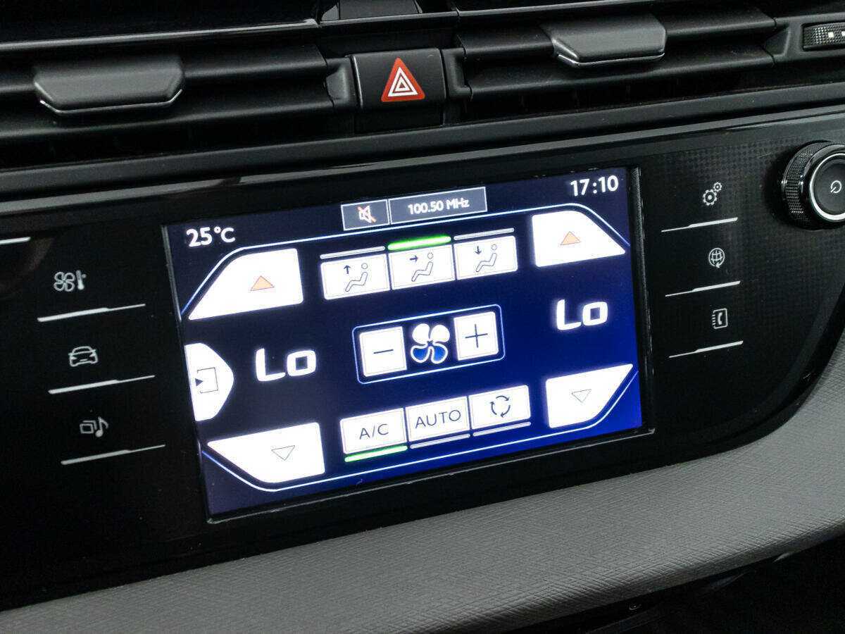 Б/У Ситроен Ц4 Пикассо 2015 года. Фото: #16