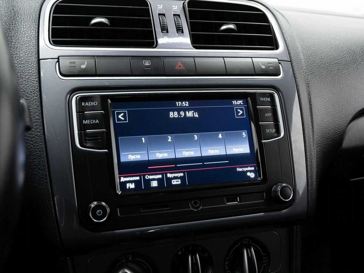 Б/У Фольксваген Поло 2020 года. Фото: #20