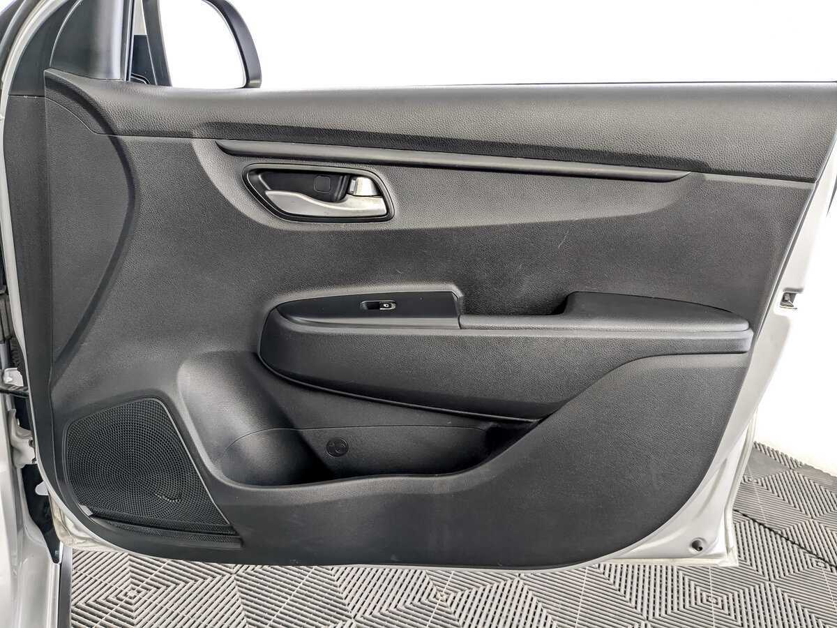 Б/У Киа Рио 2020 года. Фото: #21