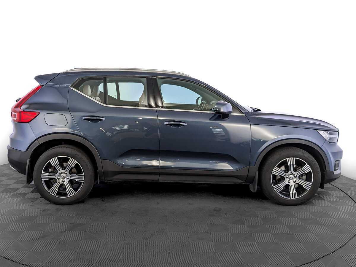 Volvo XC40 2019 года с пробегом. Фото: #3
