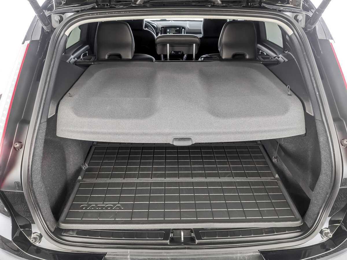 Volvo XC40 2019 года с пробегом. Фото: #9