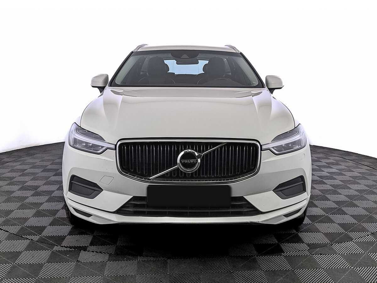 Volvo XC60 2018 года с пробегом. Фото: #1
