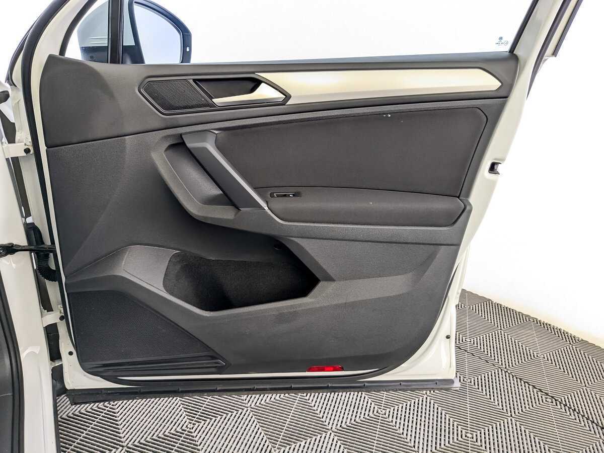 Volkswagen Tiguan 2020 года с пробегом. Фото: #23
