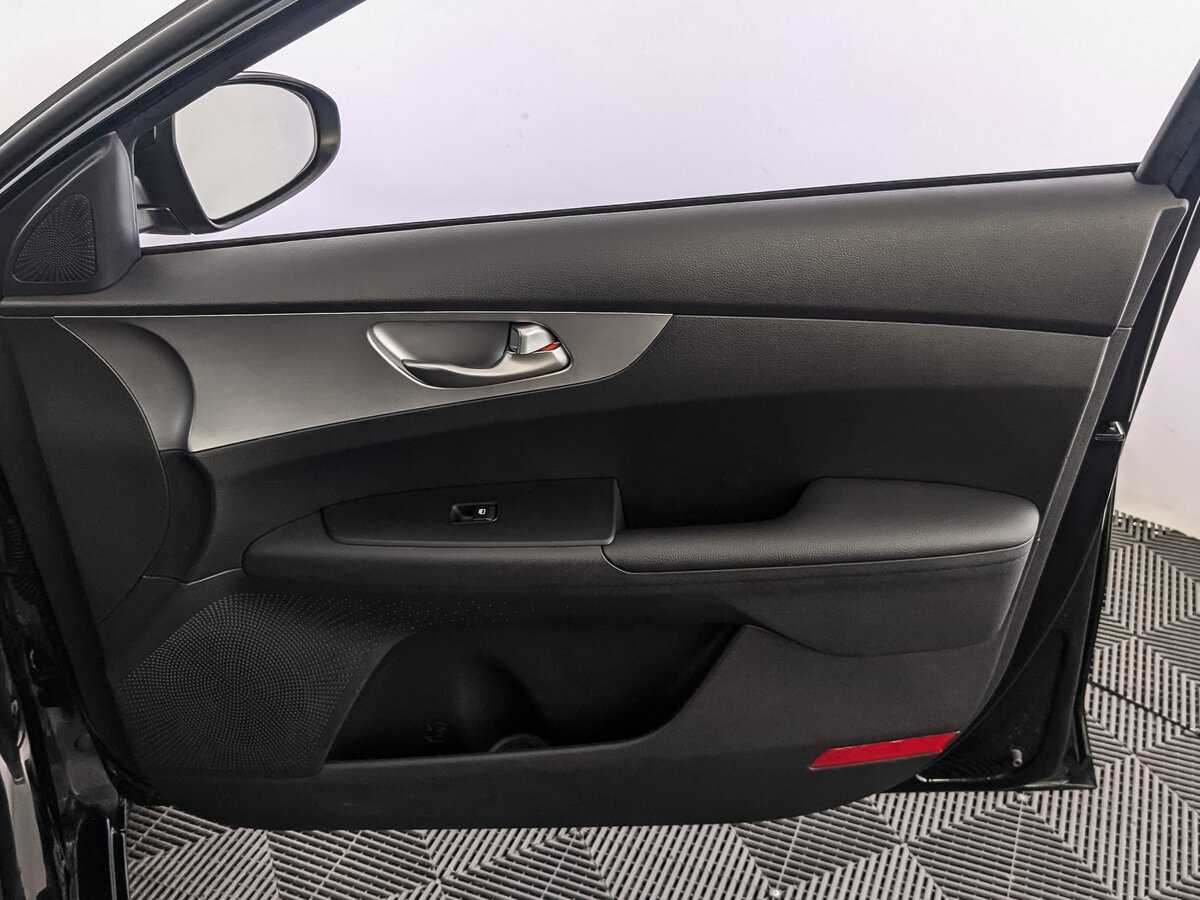 Б/У Киа Церато 2022 года. Фото: #22