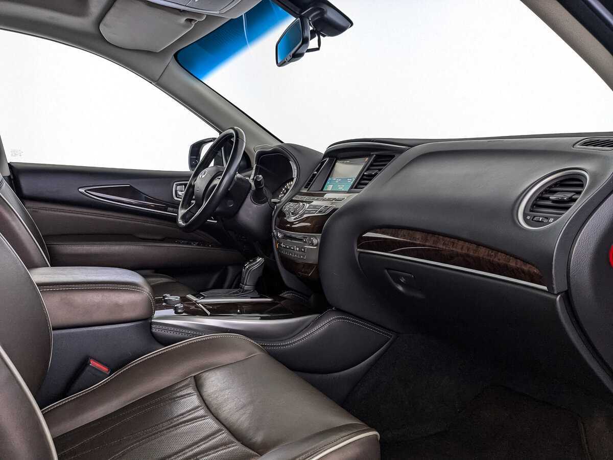 Infiniti QX60 2018 года с пробегом. Фото: #10