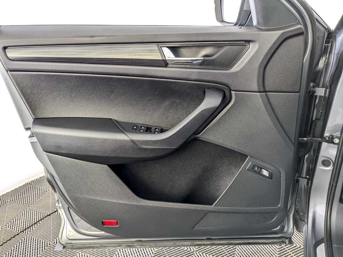 Skoda Kodiaq 2021 года с пробегом. Фото: #17