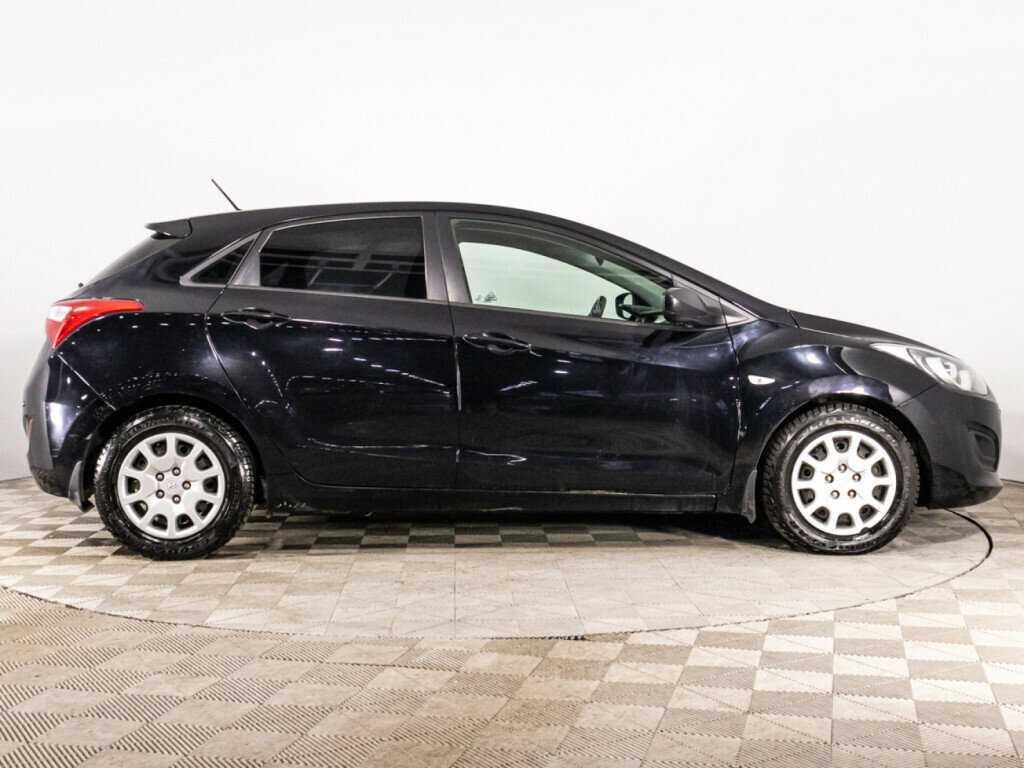 Б/У Хендай ай30 2014 года. Фото: #3