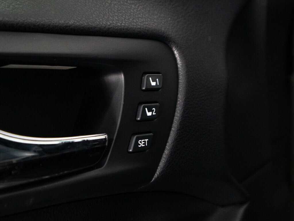 Toyota Camry 2016 года с пробегом. Фото: #20