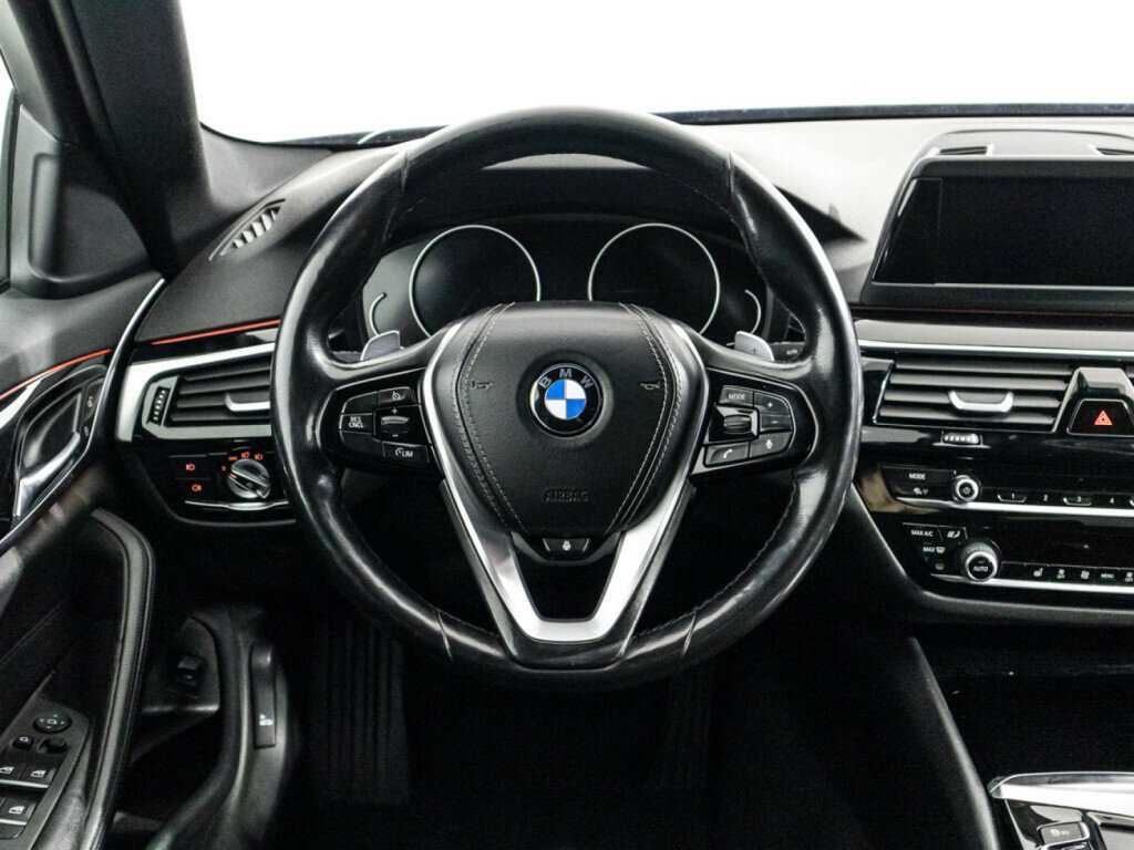 BMW 5 серии 2018 года с пробегом. Фото: #18