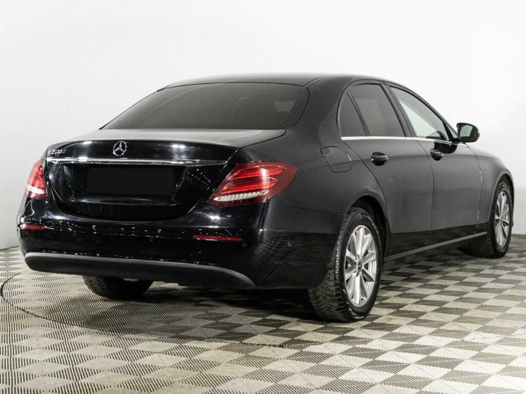 Mercedes-Benz E-Класс 2019 года с пробегом. Фото: #4