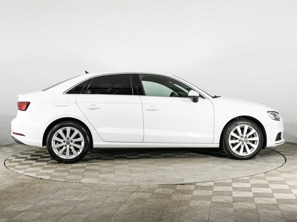 Audi A3 2019 года с пробегом. Фото: #3