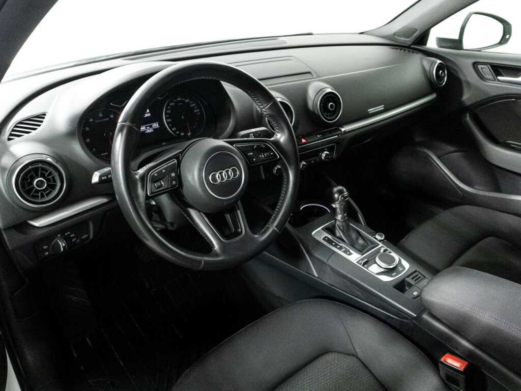 Audi A3 2019 года с пробегом. Фото: #10