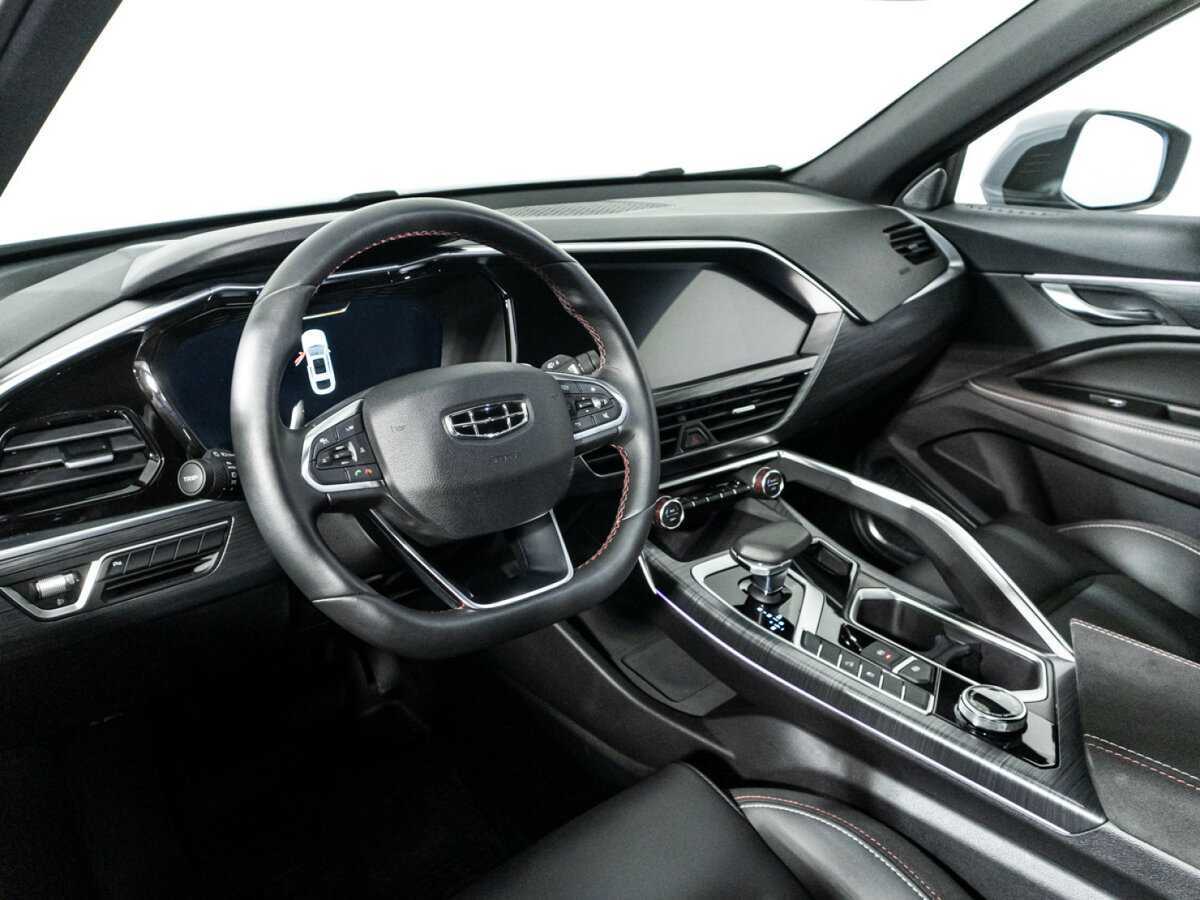 Geely Tugella 2022 года с пробегом. Фото: #10